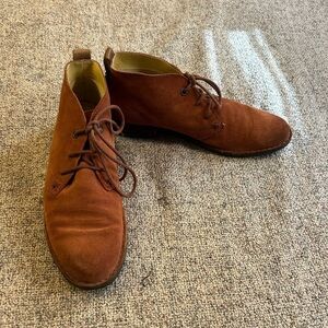 Bussola Sevilla Suede Lace Up in Scotch